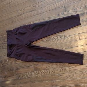 XERSION Train Maroon Leggings